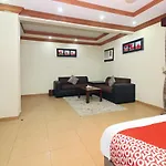 Oyo 589 Lavina House