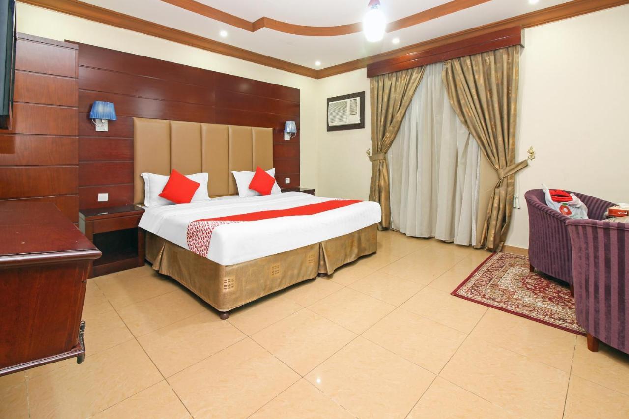Oyo 589 Lavina House Hotel