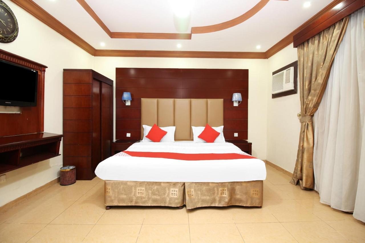Oyo 589 Lavina House Hotel