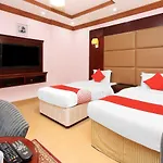 Oyo 589 Lavina House