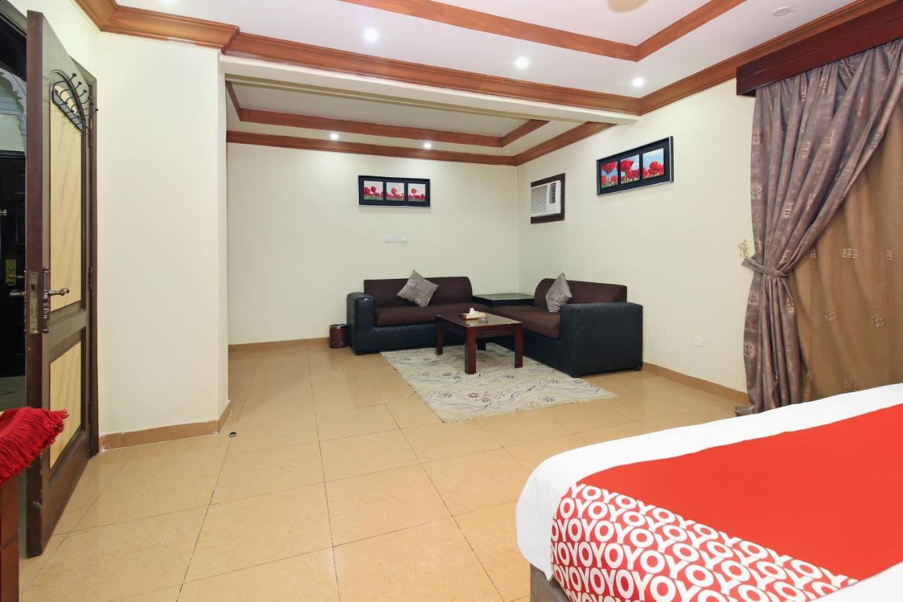 Oyo 589 Lavina House 3*